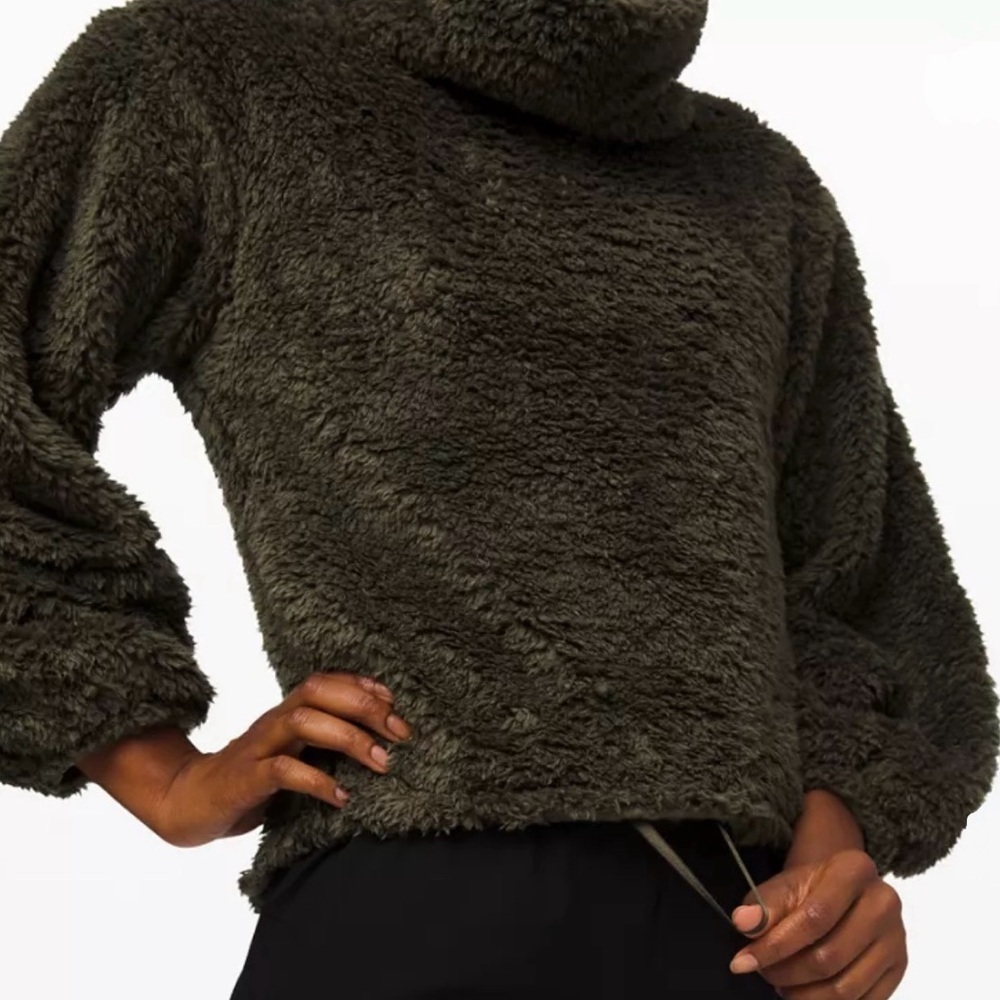 Lululemon Warmth Restore Sherpa Pullover | Size M/L
